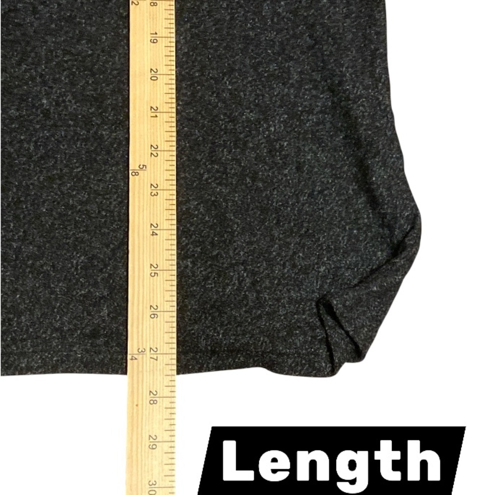 Zara Gray Crew Neck Sweater
BIN 23 - Picture 4 of 5